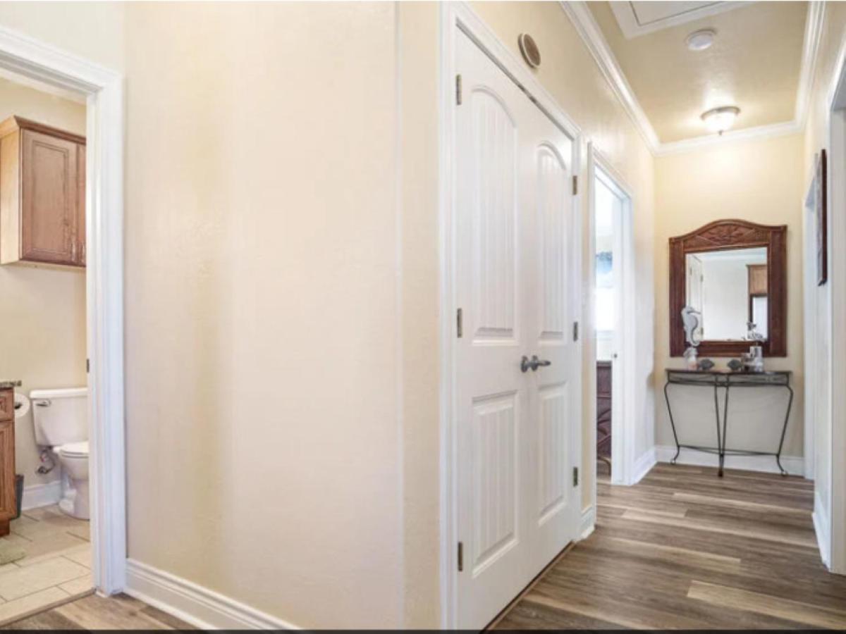 Fancy Nancy 2 Min Walk To Beach, Lyft, Pet-Friendly Bolivar Peninsula エクステリア 写真