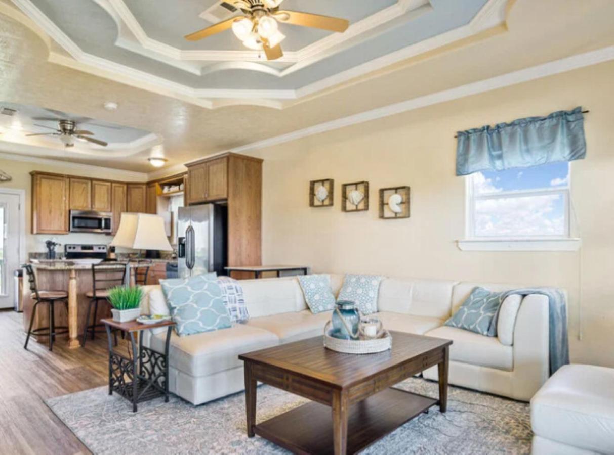 Fancy Nancy 2 Min Walk To Beach, Lyft, Pet-Friendly Bolivar Peninsula エクステリア 写真